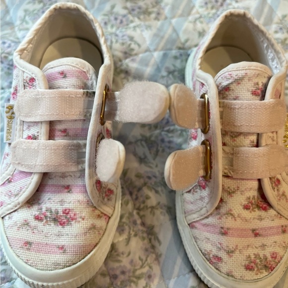 LoveShackFancy x Superga girls Pink Floral Sneakers size 11 - Picture 8 of 10
